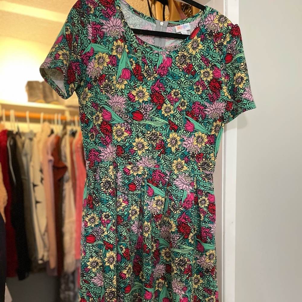 Like New Lularoe Amelia Dress